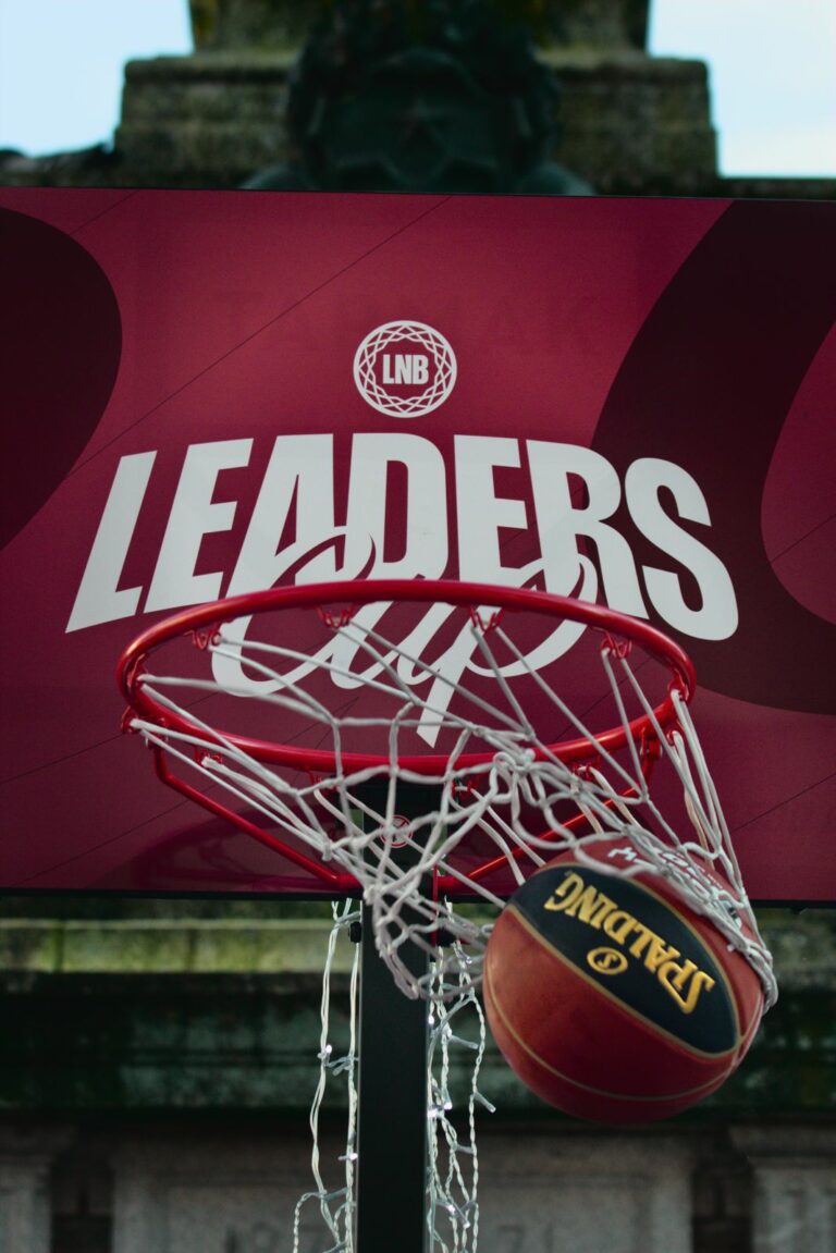 Leaders cup Basket